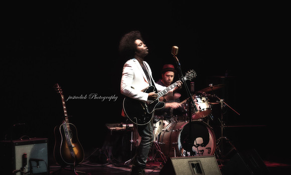 Alex Cuba