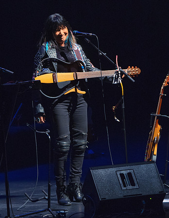 Buffy Sainte-Marie- 16