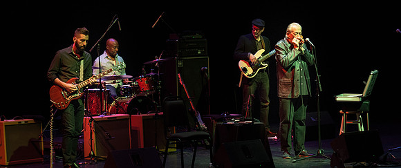 Charlie Musselwhite - 10