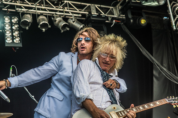 Platinum Blonde - 10