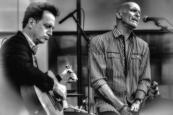 Dave Barret Trio with special guest Michael Sadler