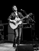 Colin James7