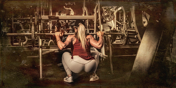 Rachele Dendekker - 2017 IFBB 1st. Place plus Pro Card.