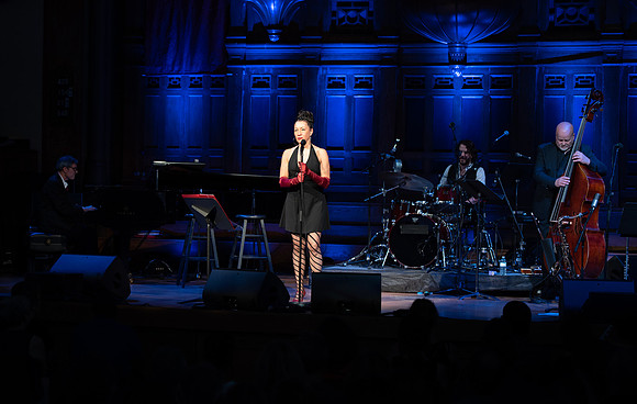 Holly Cole Toronto Jazz Festival-83 -_-3