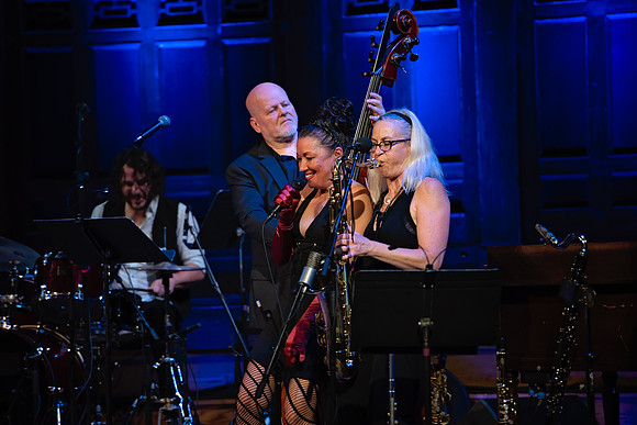 Holly Cole Toronto Jazz Festival-496 -_-Edit-2-37