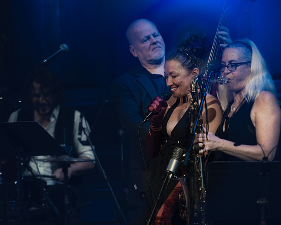 Holly Cole Toronto Jazz Festival-496 -_-Edit-Edit-Edit-Edit-Edit-39
