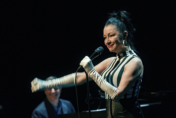 Holly Cole - The Rose Theatre