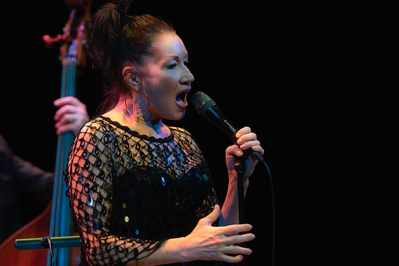 Holly Cole - The Rose Theatre